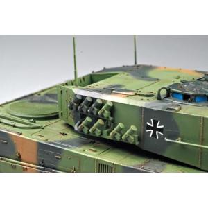 HOBBY BOSS: 1:35 Leopard 2 A4