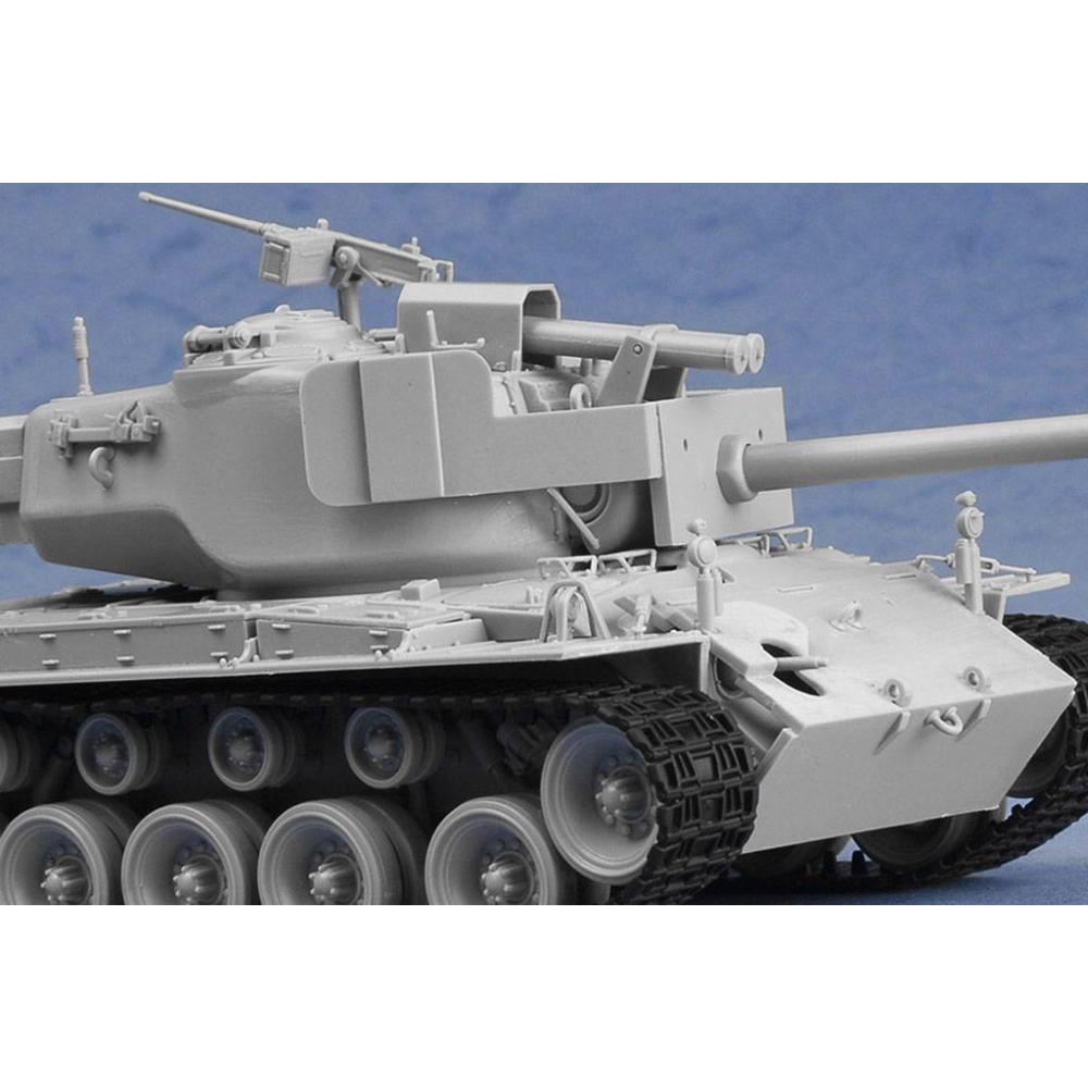 HOBBY BOSS: 1:35 T26E4 Super Pershing Pilot #1