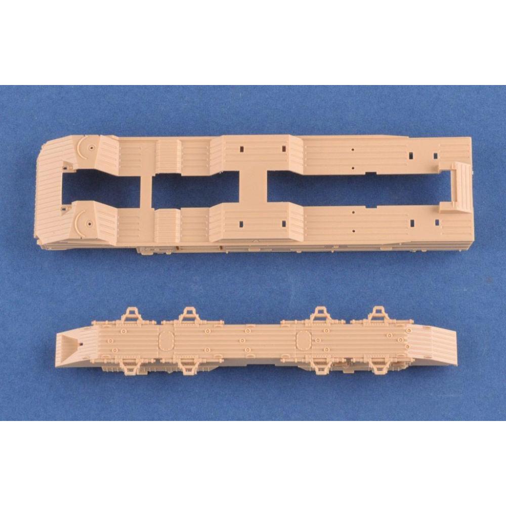 HOBBY BOSS: 1:72 Soviet 9K714 OKA (SS-23 Spider)