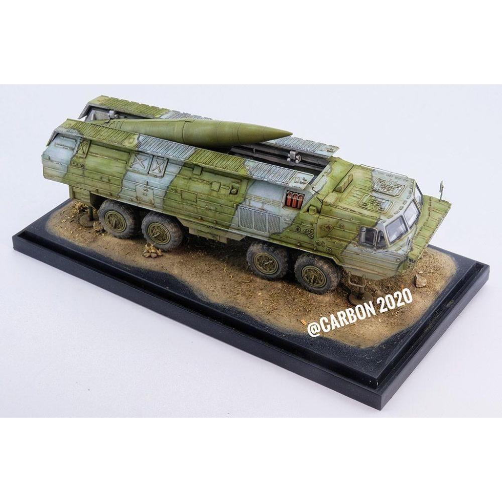 HOBBY BOSS: 1:72 Soviet 9K714 OKA (SS-23 Spider)