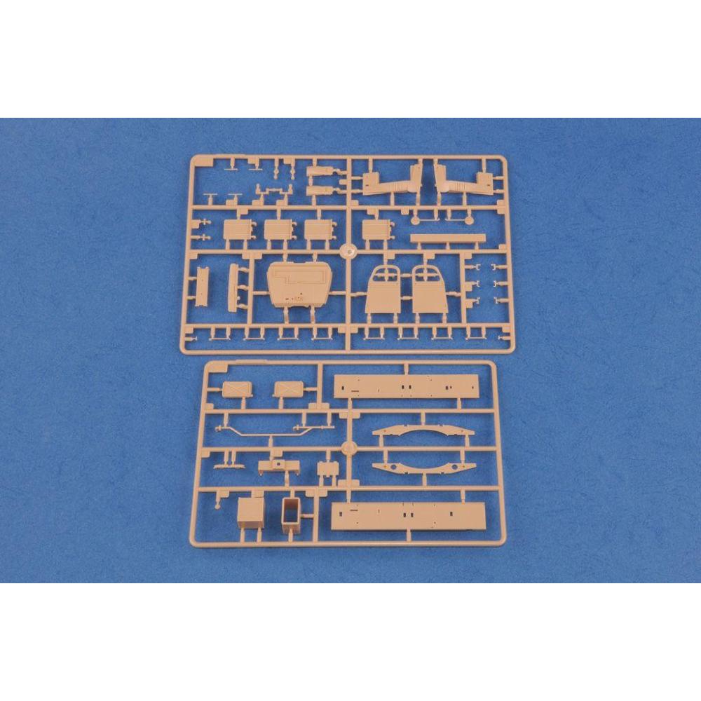 HOBBY BOSS: 1:35 US GMC CCKW 750 gallon Tanker