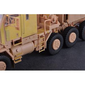 HOBBY BOSS: 1:35 M1070 Gun Truck