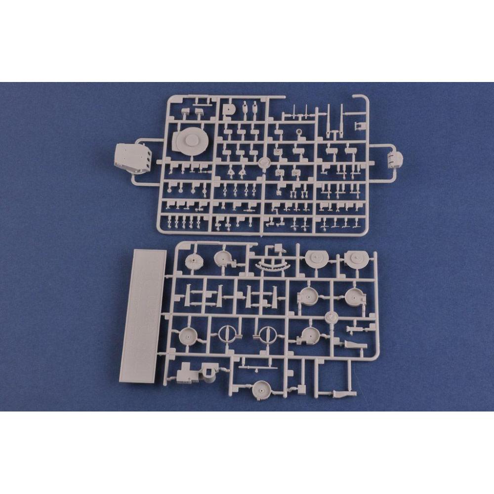 HOBBY BOSS: 1:350 USS Guam CB-2