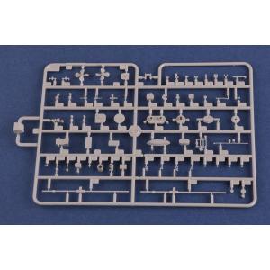HOBBY BOSS: 1:350 USS Guam CB-2