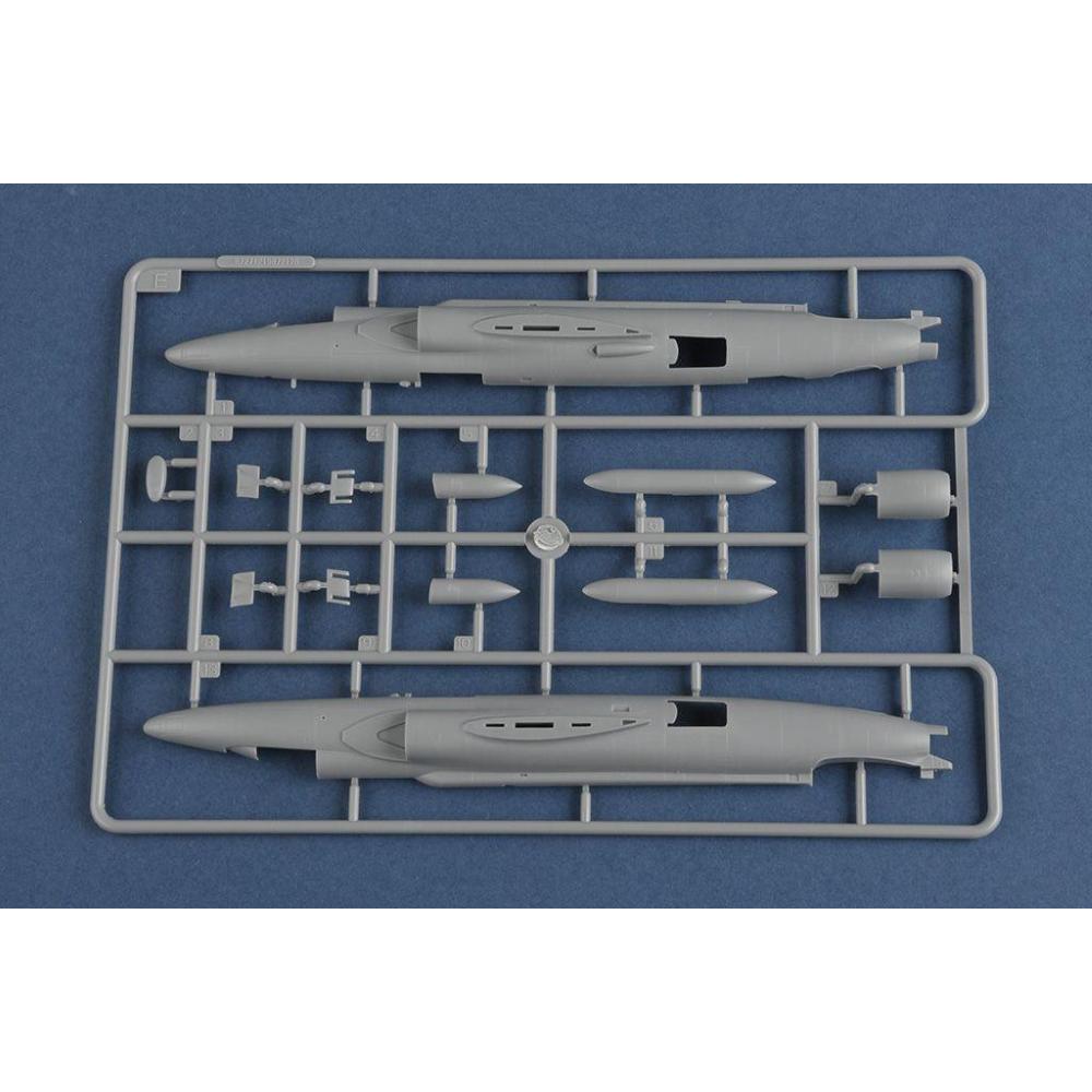 HOBBY BOSS: 1:72 Lockheed U-2C Dragon Lady