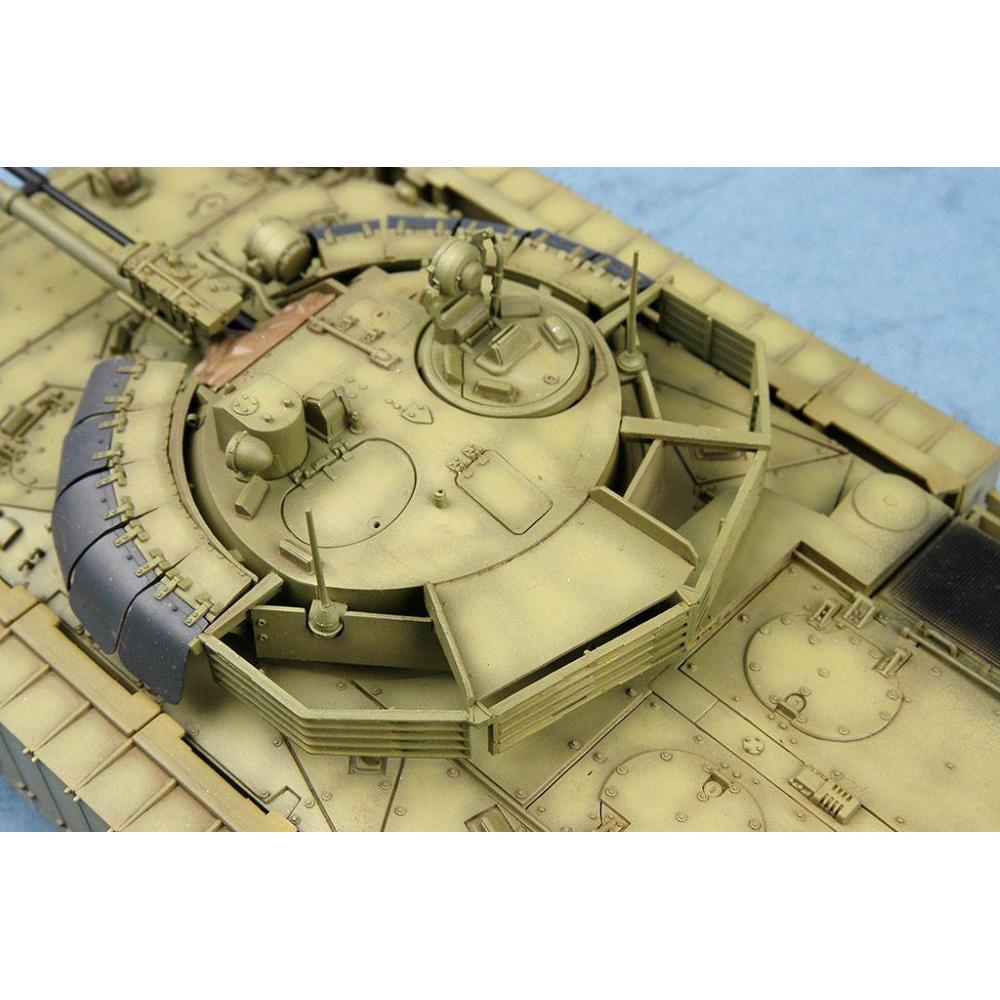 TRUMPETER: 1/35 BMP-3 M with upgrade armour