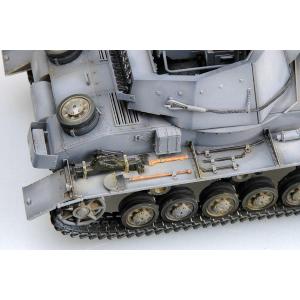 TRUMPETER: 1/35 Geschützwagen IV b für 10.5cm le.F.H. 18/1(Sf)