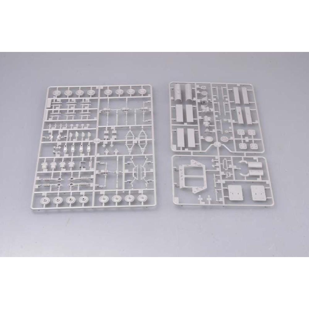 TRUMPETER: 1/35 LAV-AD Light Armored Vehicle Air Defense variant
