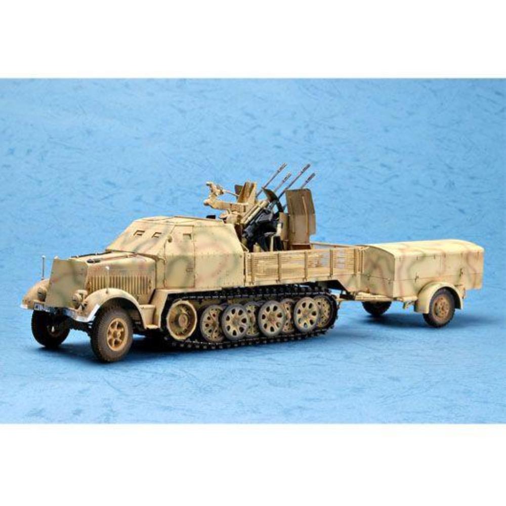 TRUMPETER: 1/35 2 cm Flakvierling 38 auf Sd.Kfz.7/1 late