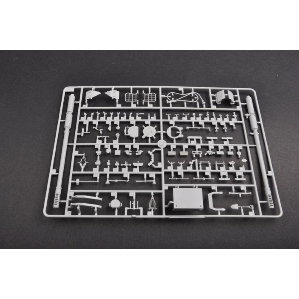 TRUMPETER: 1:35 JGSDF Type 99 SPH