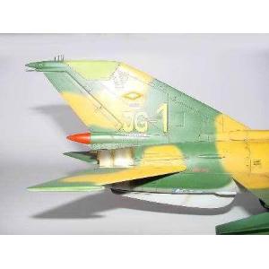 TRUMPETER: 1:32 Mikoyan-Gurevich MiG-21MF Fishbed J