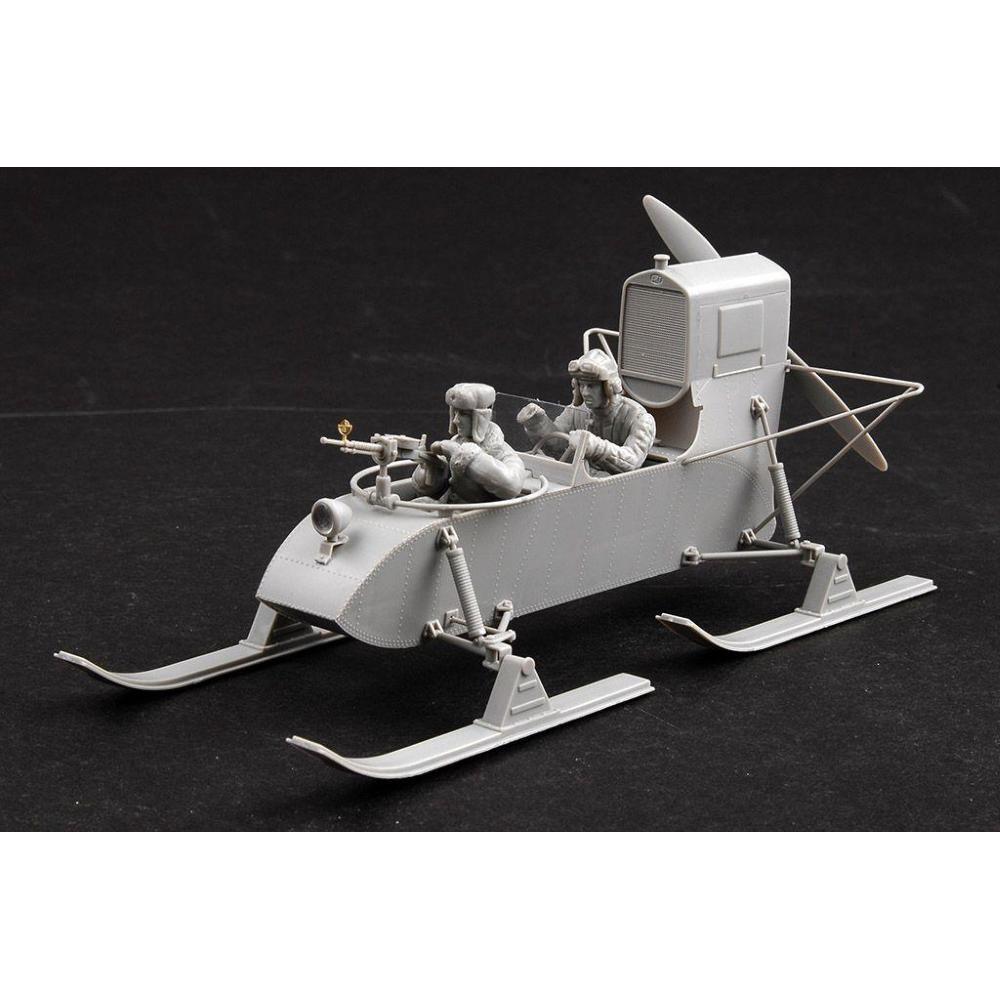 TRUMPETER: 1/35 Soviet Aerosan RF-8