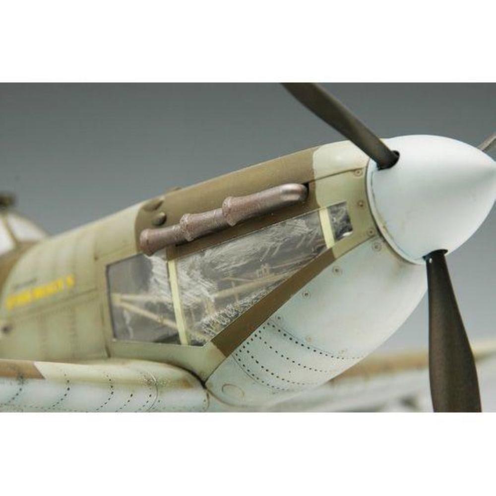 TRUMPETER: 1:24 Supermarine Spitfire Mk. Vb