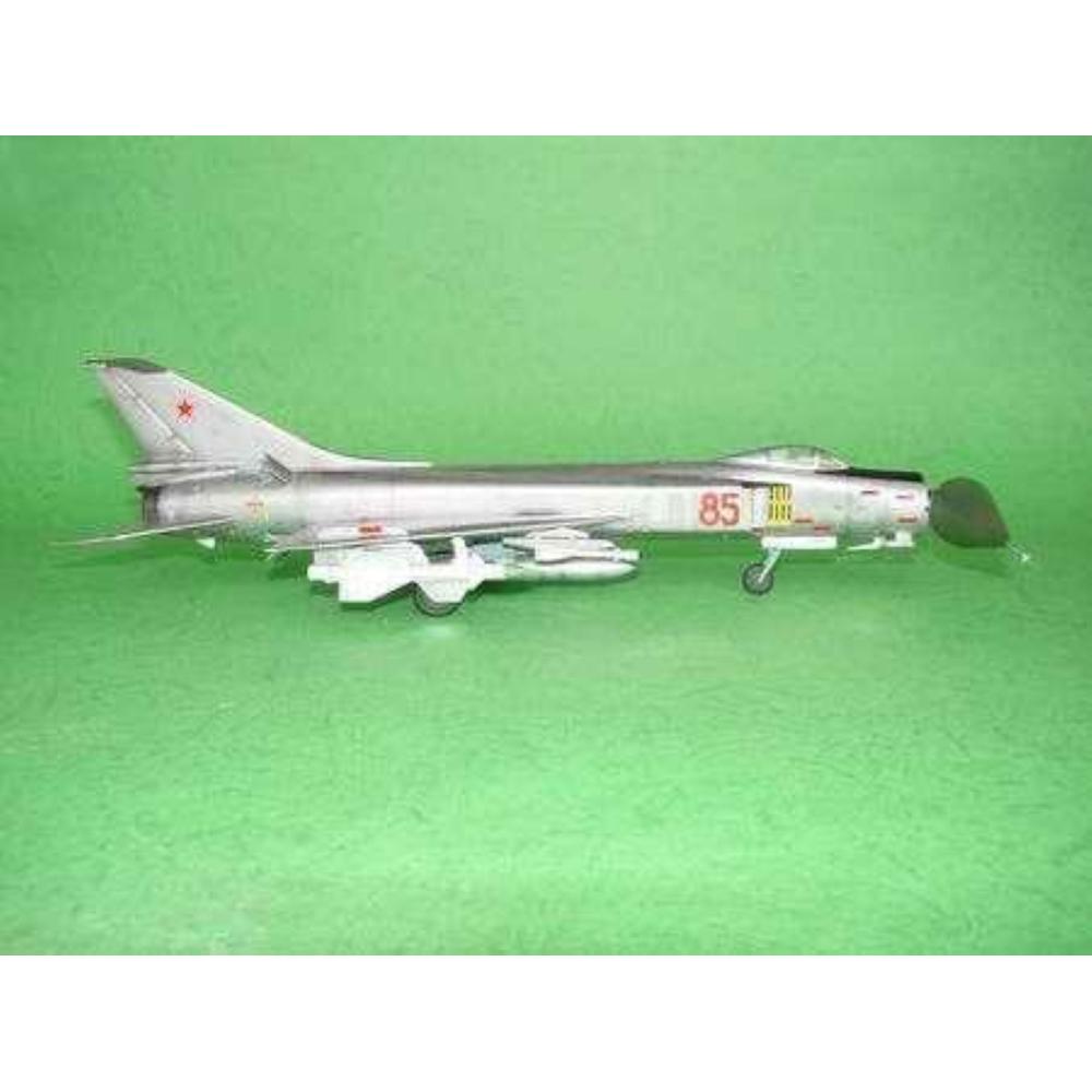 TRUMPETER: 1:48 Sukhoi Su-15 Flagon-A