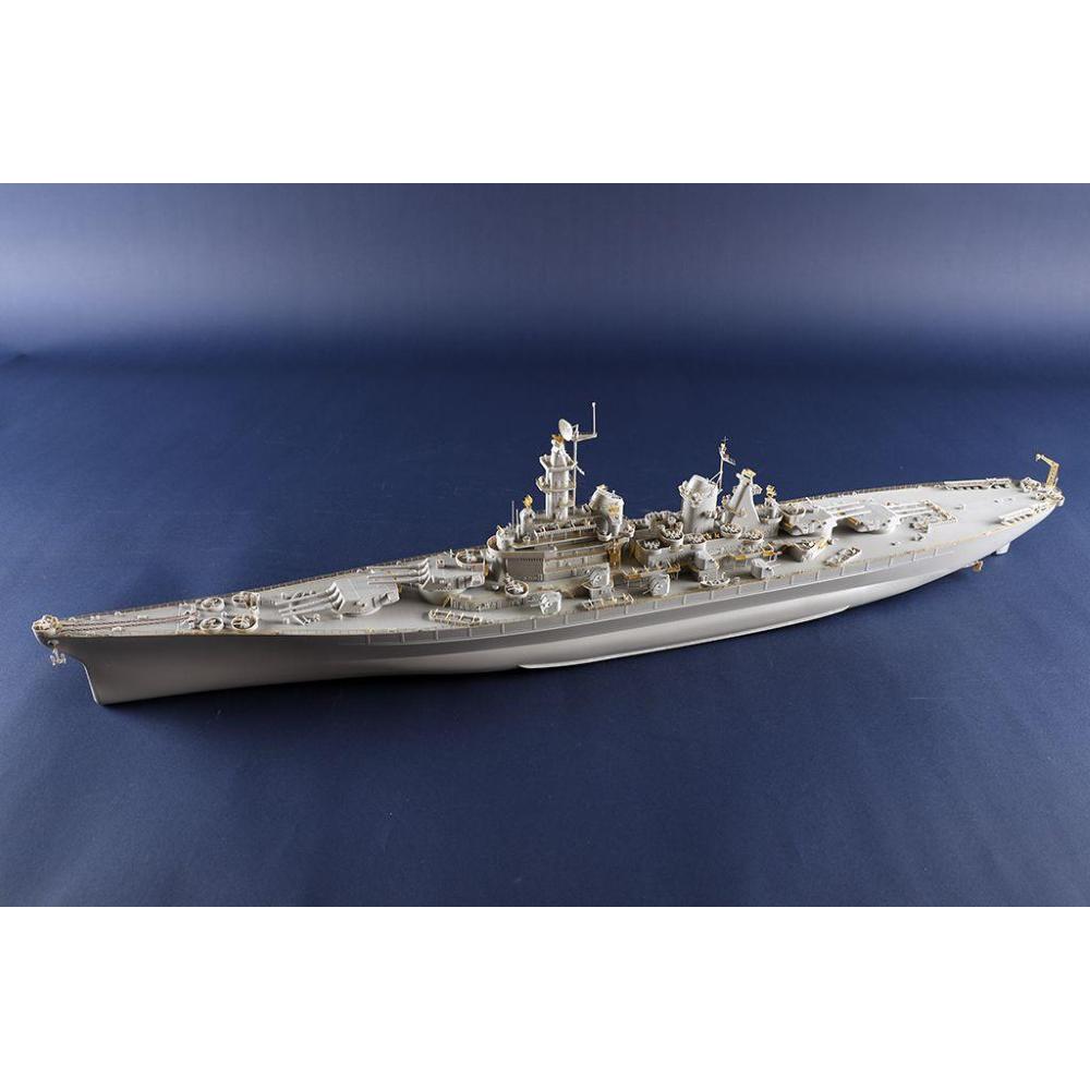 TRUMPETER: 1/350 USS Montana BB-67