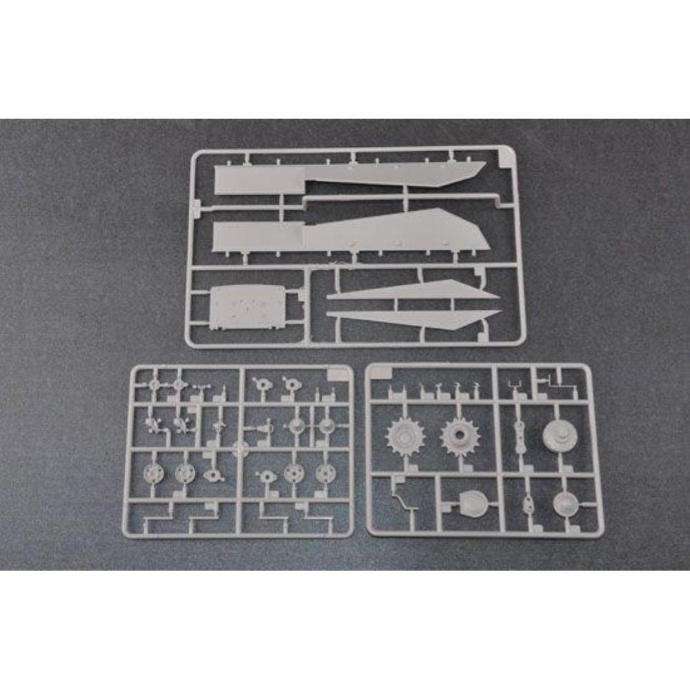 TRUMPETER: 1/35 Soviet Object 704 SPH