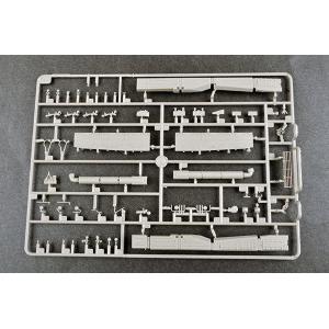 TRUMPETER: 1/35 Russian T-80UD MBT - Early