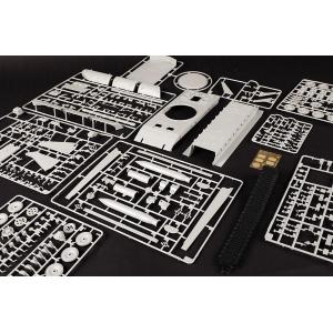 TRUMPETER: 1:35 E-100 Flakpanzer w/Flakrakete Rheintocher I