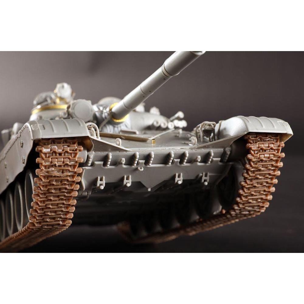 TRUMPETER: 1:35 T-72M1 MBT