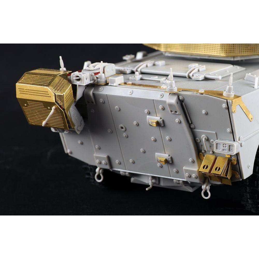 TRUMPETER: 1:35 VBM Freccia