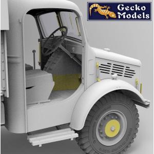 Gecko Models: 1:35 Bedford OXD GS Truck 30cwt 4x2 (Metal Cargo Bed)