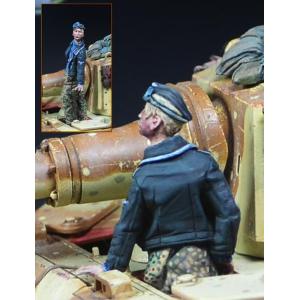 Darius Miniatures: 1:35 Tiger Tank Crew, Driver