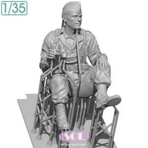 SOL MODEL: 1:35 WWII U.S. Army Vehicle Crewman